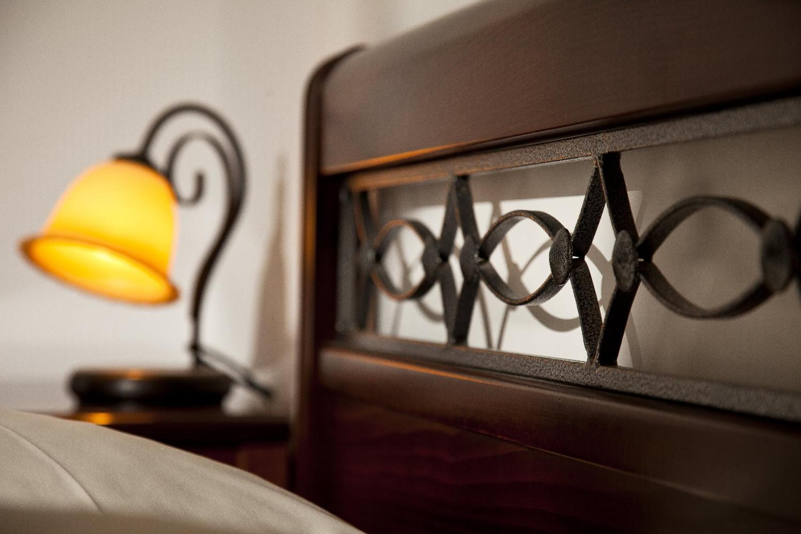 in-room safe, free wifi, bed sheets