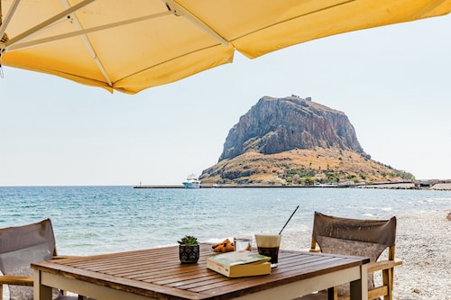 Filoxenia Hotel