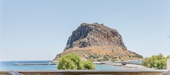 Filoxenia Hotel