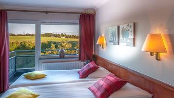 Comfort Double Room (Plus) | In-room safe, desk, cribs/infant beds, free WiFi