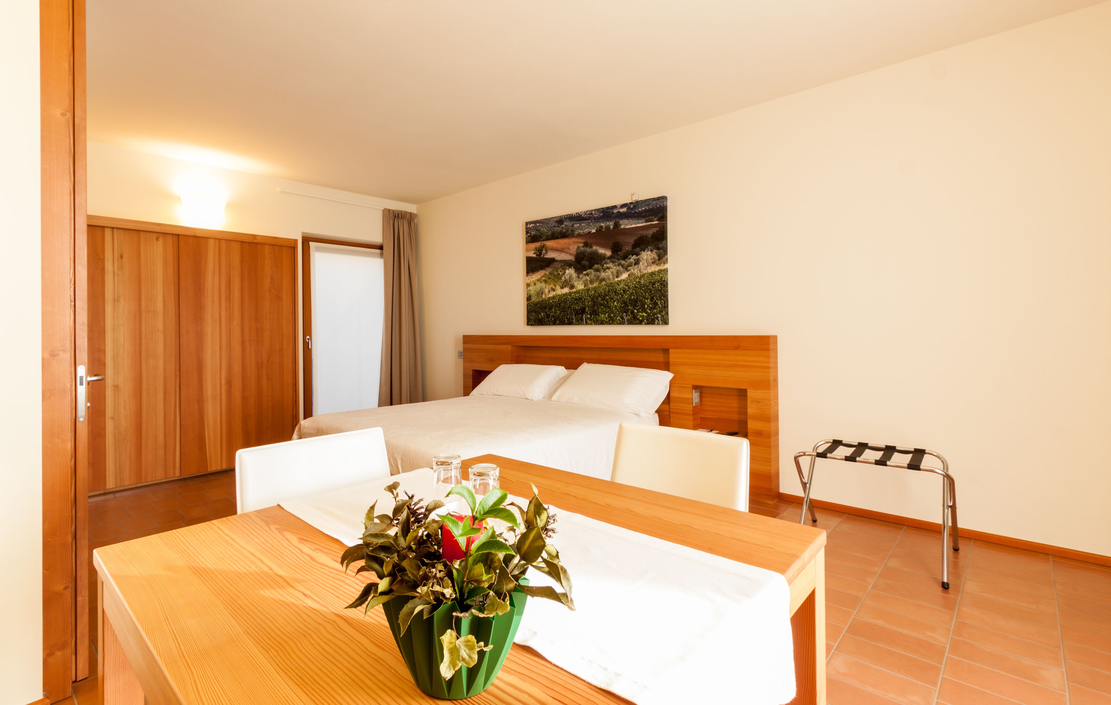 Familienzimmer (2 Adults + 2 Children) | Daunenbettdecken, Betten mit Memory-Foam-Matratzen, Minibar