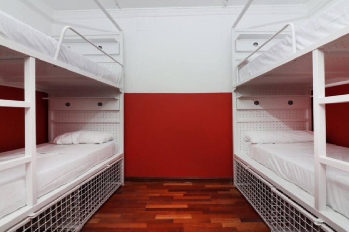 WiFi (free), individually decorated, individually furnished, bed sheets