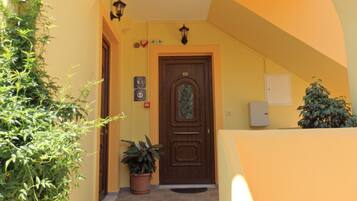 Comfort Studio, 1 Bedroom, Kitchen (2 People) | Terrace/patio