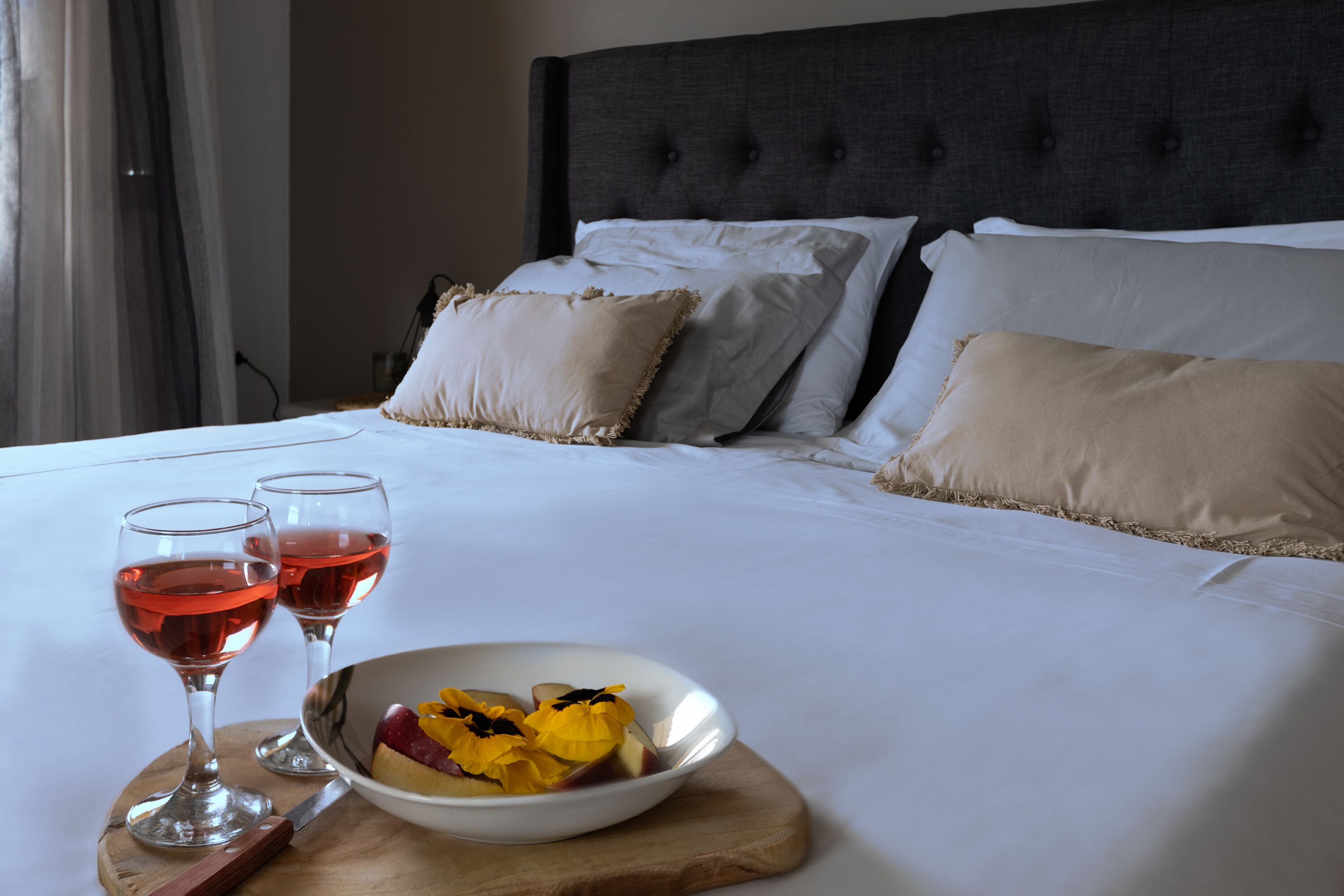 standard apartment, 1 bedroom, kitchen | 1 bedroom, egyptian cotton sheets, premium bedding, pillow-top beds