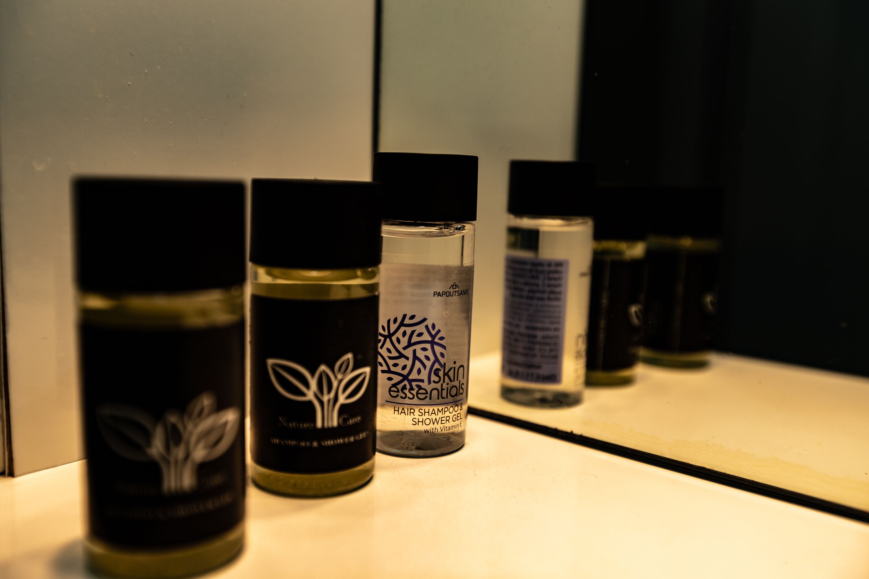 comfort studio, 1 bedroom, kitchen (2 people) | bathroom | rainfall showerhead, free toiletries, hair dryer, towels