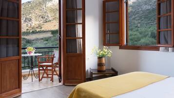 1 bedroom, premium bedding, in-room safe, individually decorated