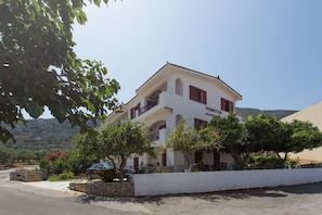 Front of property - Venetia Apartments (Monemvasia)