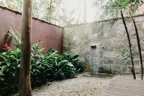 Phòng Suite Premium | Quang cảnh ban công