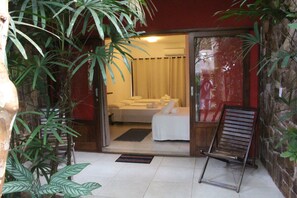 Premium bedding, minibar, in-room safe, blackout curtains - Pousada Todas as Luas (Ubatuba)