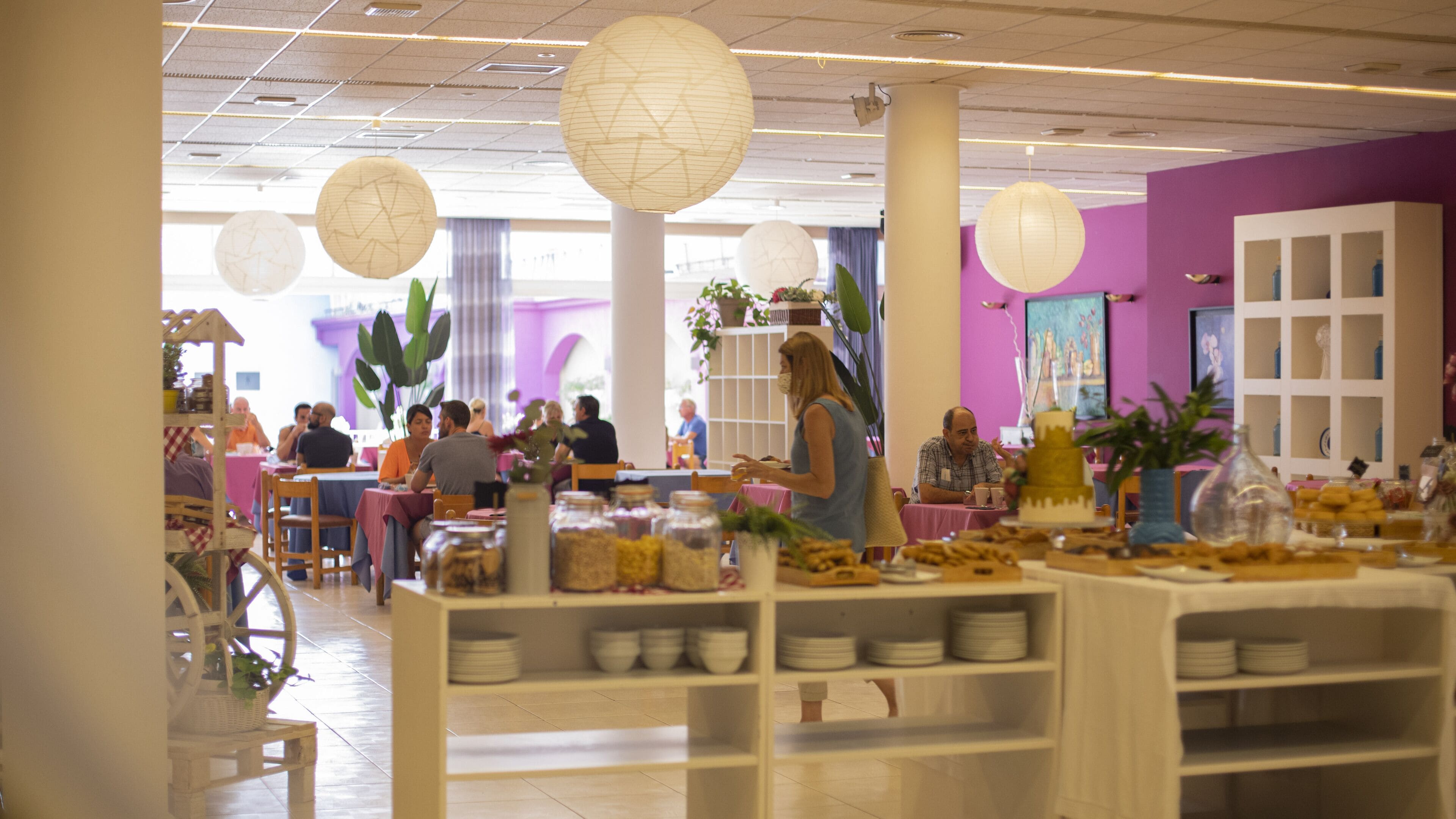 Dagelijks ontbijtbuffet inbegrepen