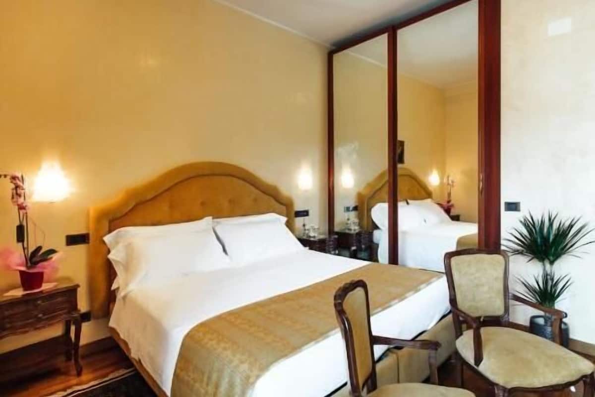 Literie de qualité supérieure, matelas Tempur-Pedic, minibar