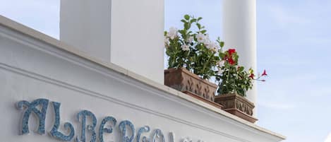 Fachada da propriedade