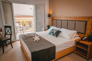 Twin Room | Individually furnished, iron/ironing board, bed sheets - Sarantis Hotel (Kassandra)