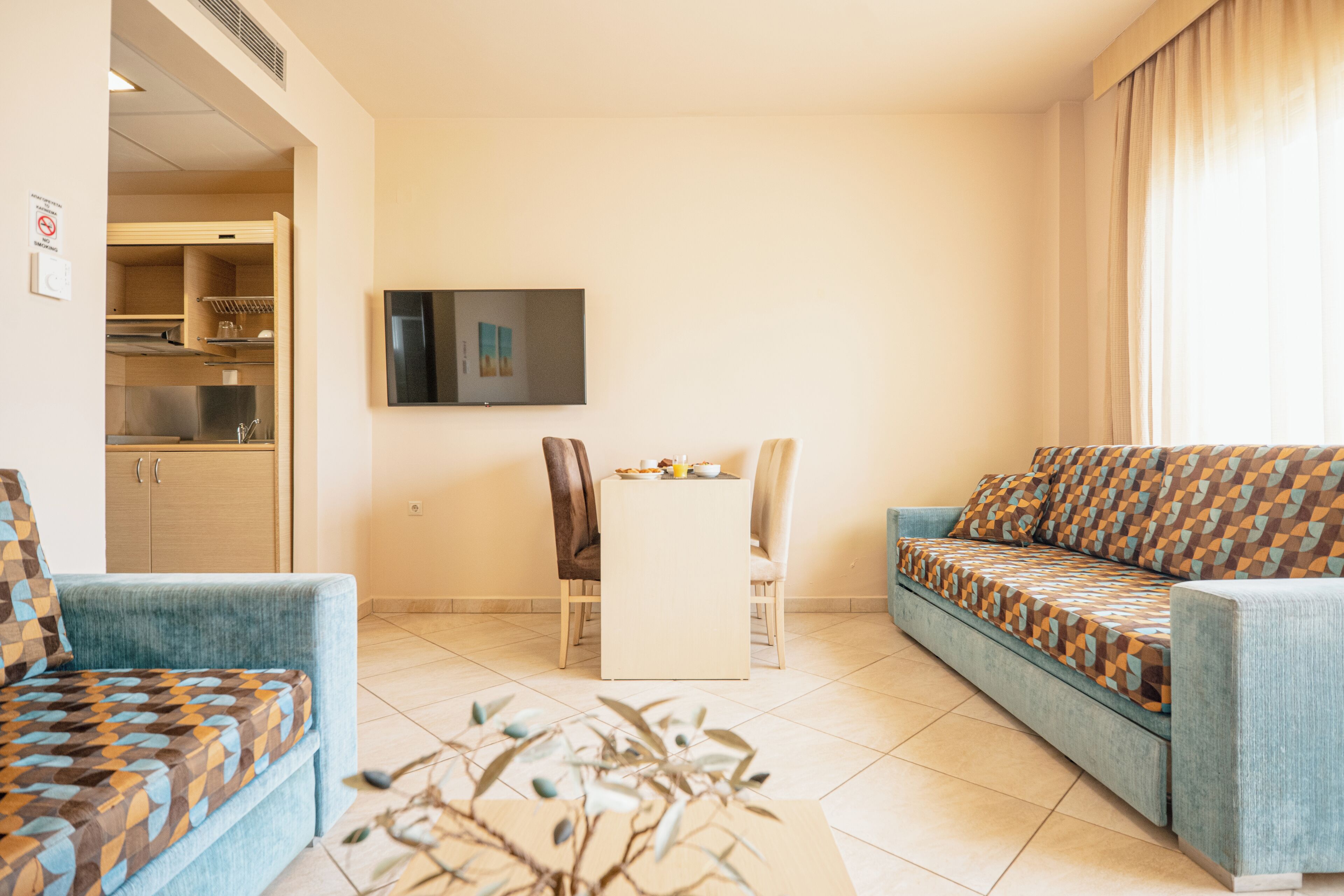 Photo - Molos Bay Hotel