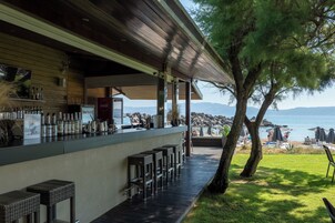 Bar (en el alojamiento)