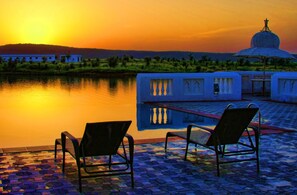 Balcony - juSTa Lake Nahargarh Palace (Begun)