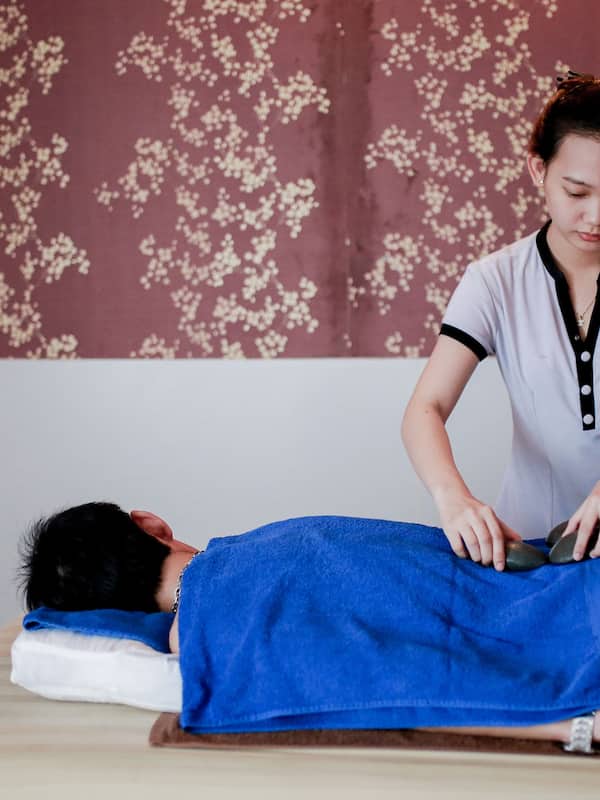 Sauna, steam room, body treatments, body wraps, body scrubs, facials