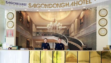 Quầy tiếp tân