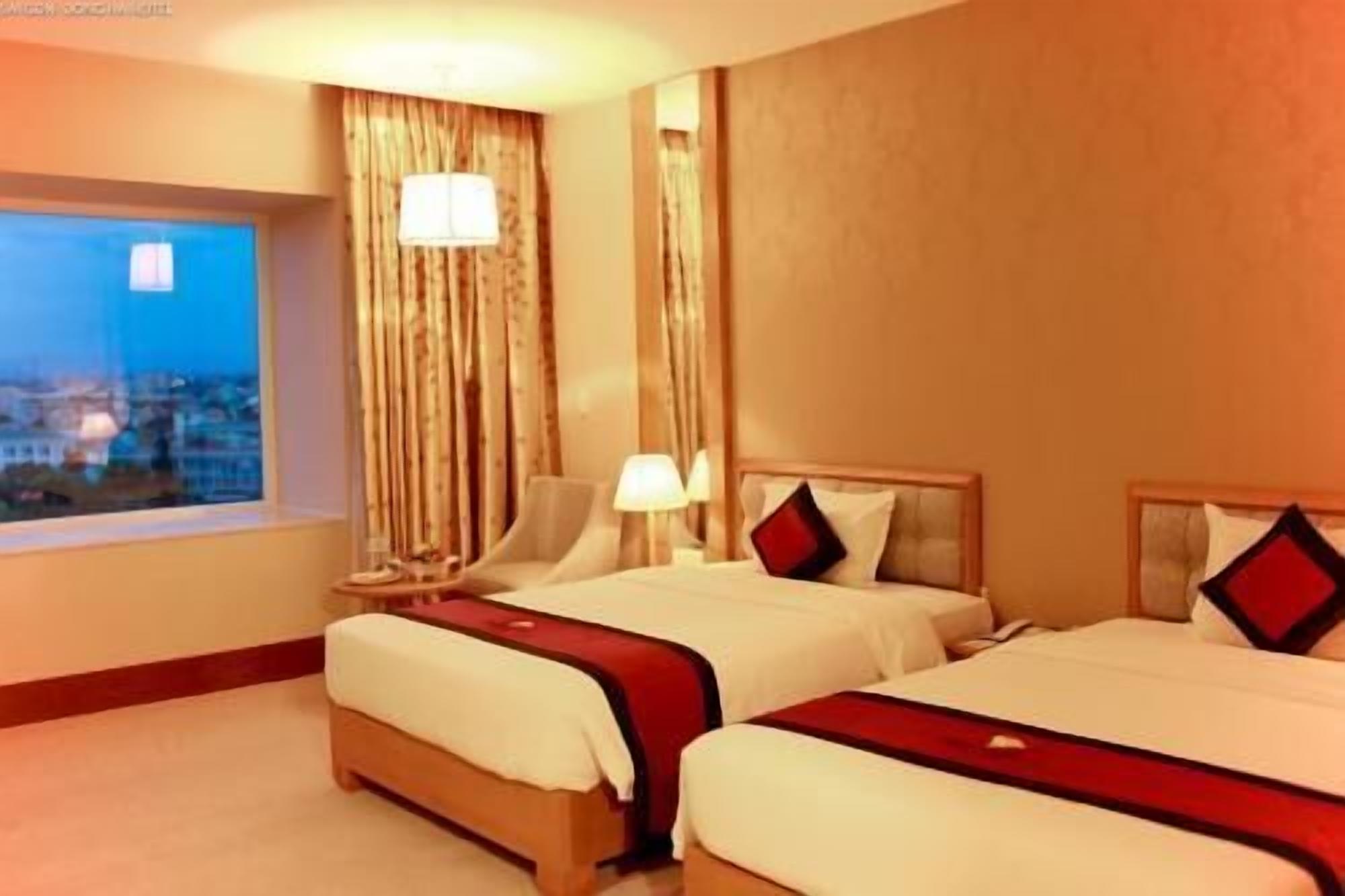 Minibar, in-room safe, desk, laptop workspace