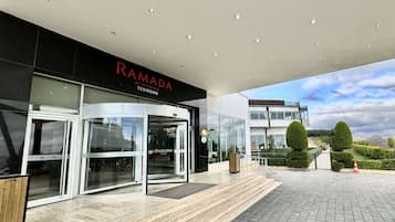 2 間餐廳;供應早餐