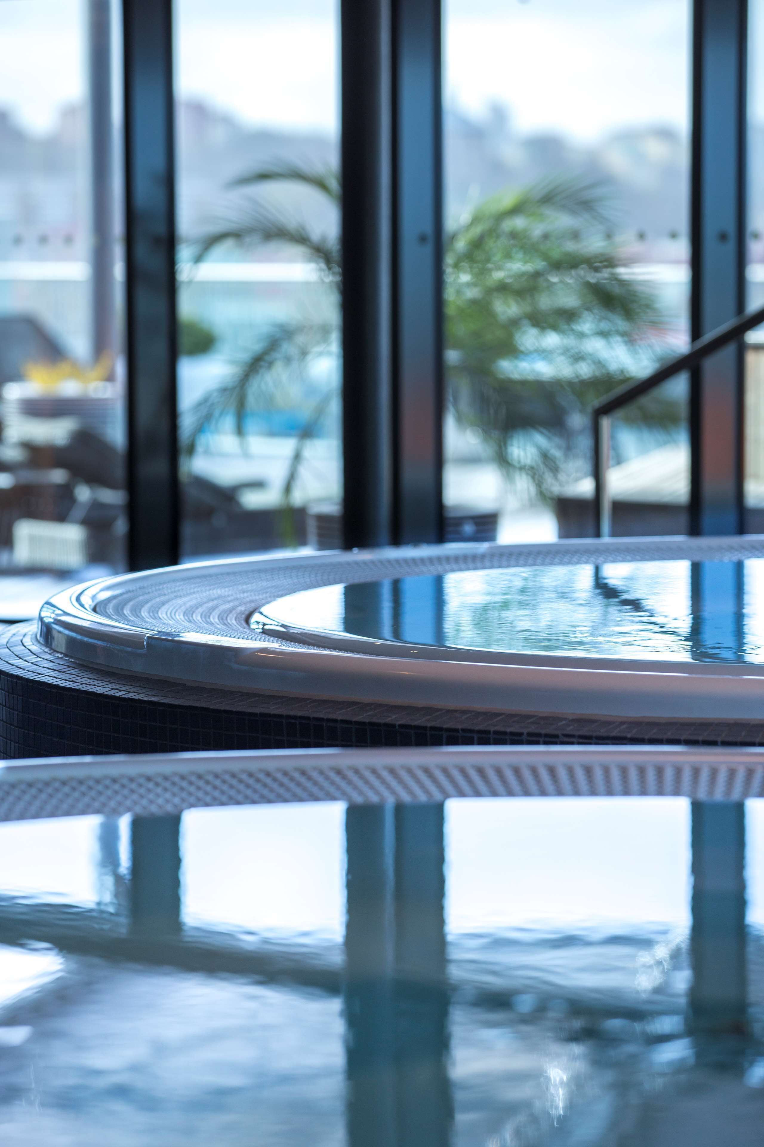 2 indoor pools, outdoor pool