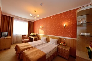 In-room safe, free WiFi - O Azamat Hotel (Astana)