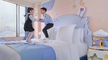 小王子主題套房 | 高級寢具、迷你吧、客房內保險箱、書桌