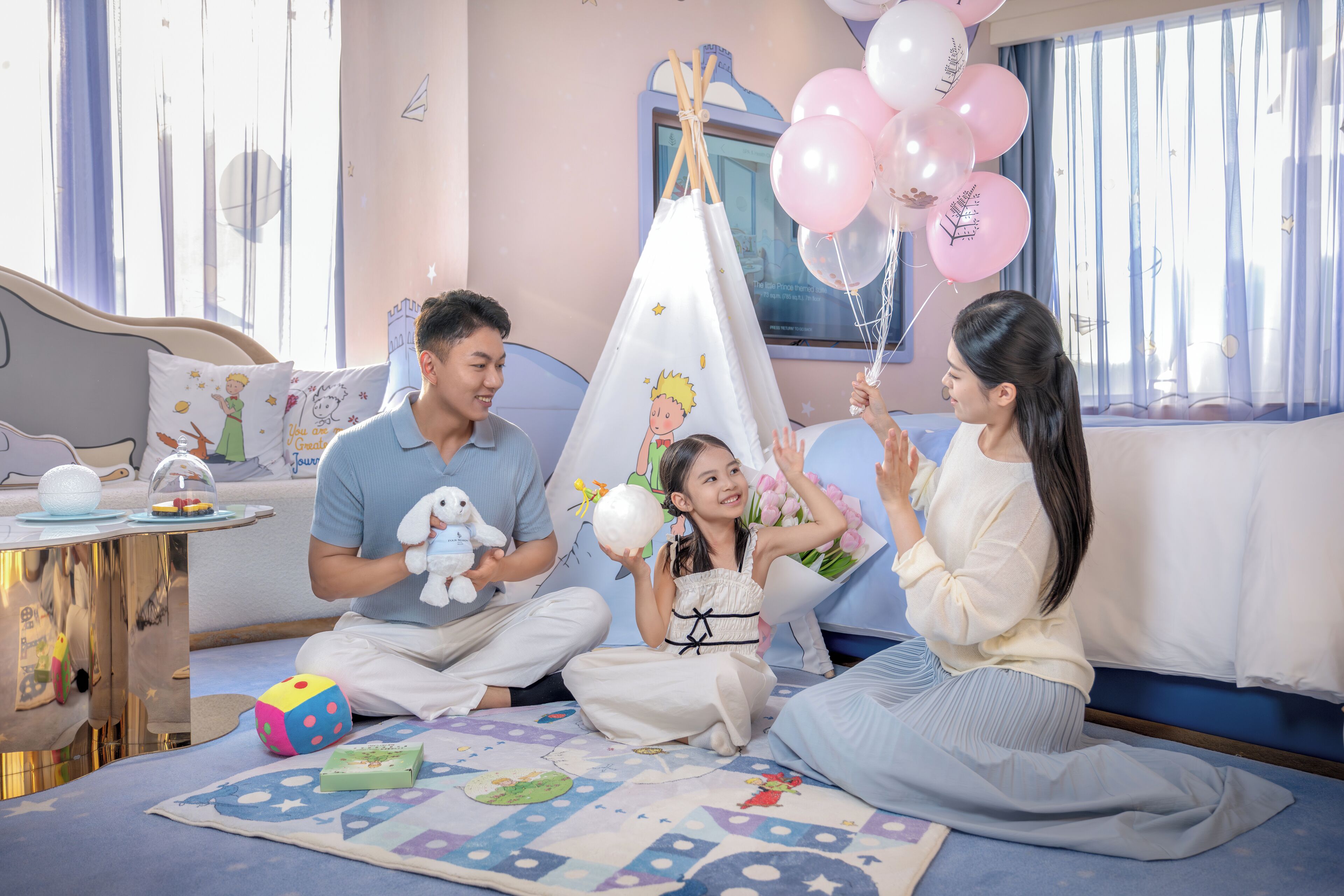 Ropa de cama de alta calidad y minibar 