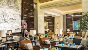 3 restaurants, breakfast, lunch, dinner served; Chinese cuisine