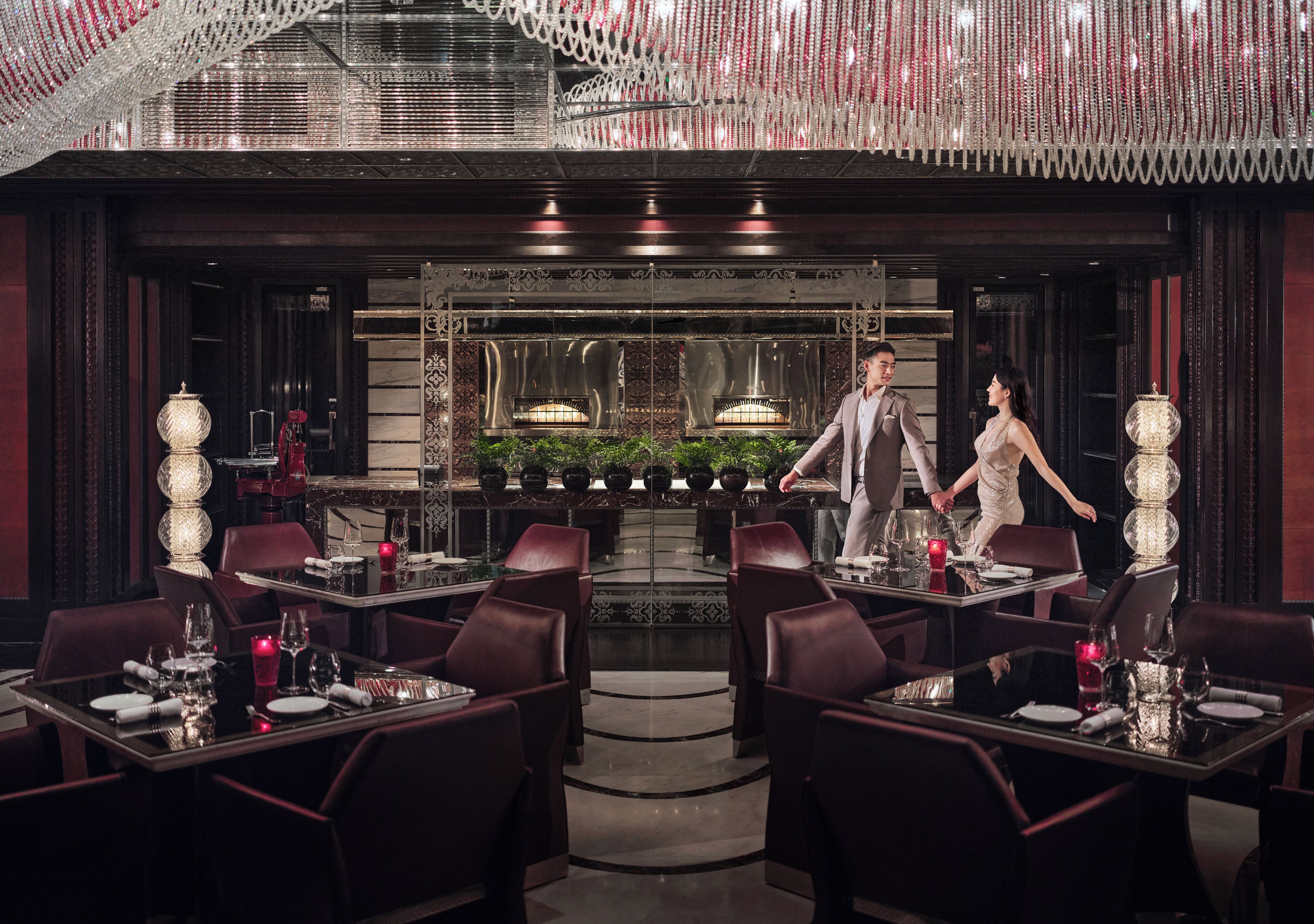 3 restaurants, breakfast, lunch, dinner served; chinese cuisine