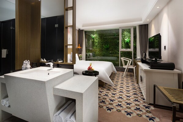 Premium bedding, minibar, in-room safe, desk