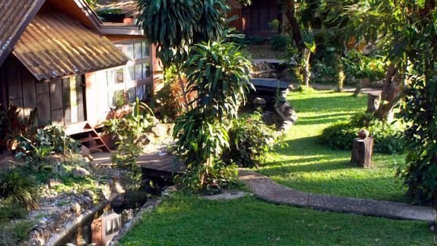 Areeya Phuree Resort