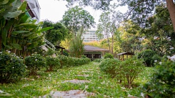 Superior Room | Garden view