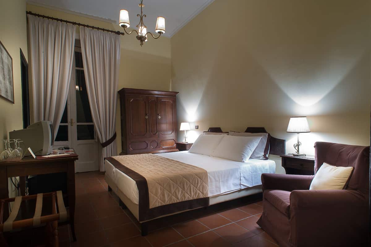 minibar, in-room safe, desk, cots/infant beds