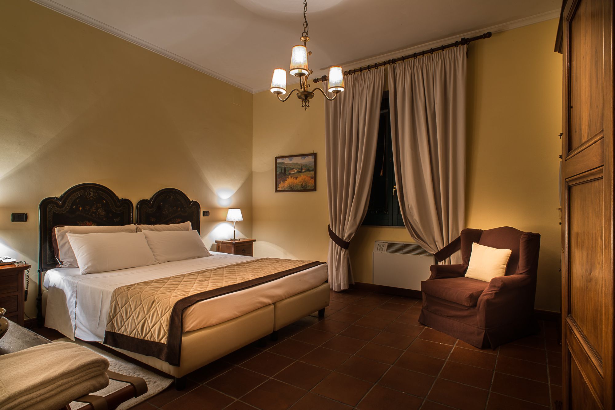 minibar, in-room safe, desk, cots/infant beds