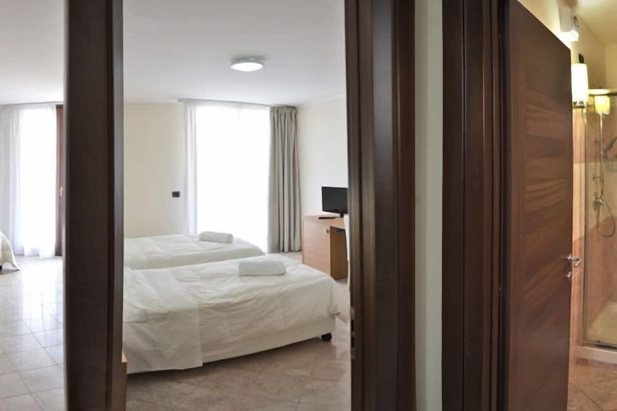 minibar, in-room safe, desk, blackout curtains