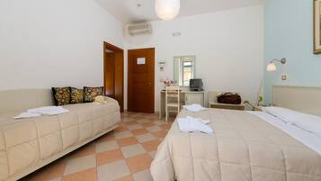 Individually furnished, desk, cots/infant beds, free WiFi