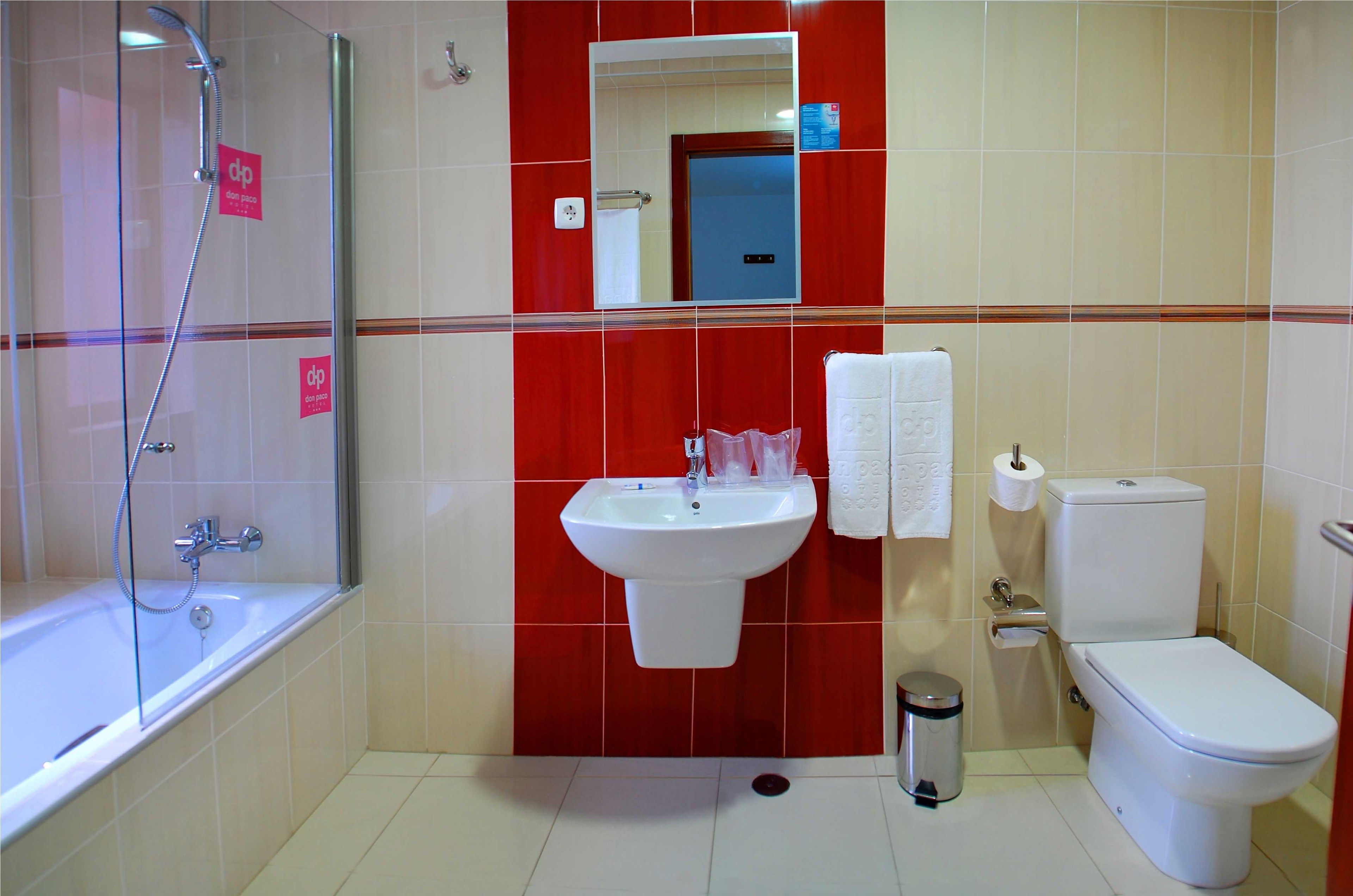 Hotel LIVVO Don Paco