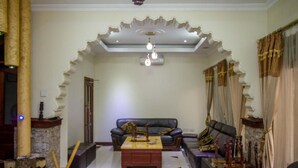 TV - Casa Miltu Hotel (Kampala)