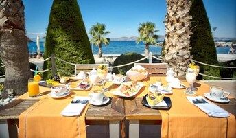 Desayuno buffet incluido todos los días 