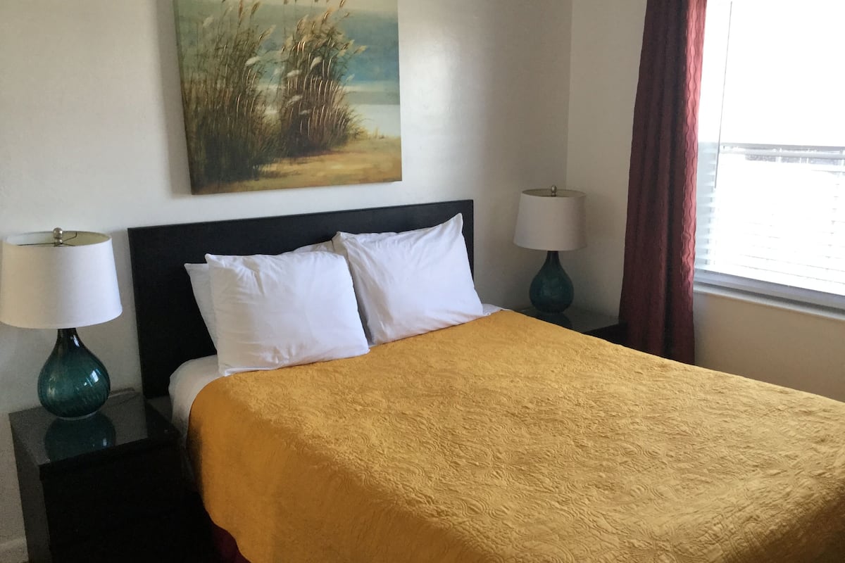 1 bedroom, premium bedding, individually decorated