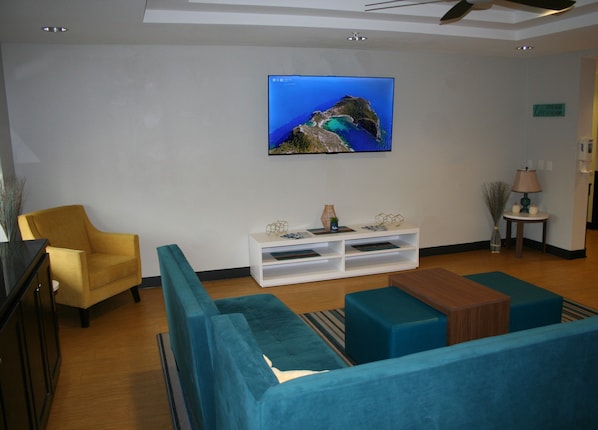 Lobby - MainStay Suites Jacksonville near Camp Lejeune (Jacksonville)