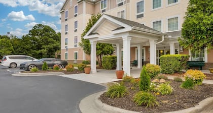 MainStay Suites Jacksonville near Camp Lejeune