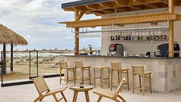 Poolside bar