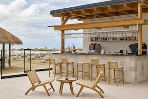 Poolside bar