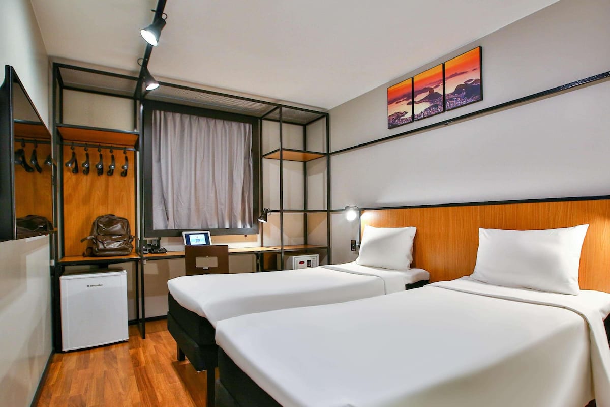 Standard Apartment, 2 Single Beds