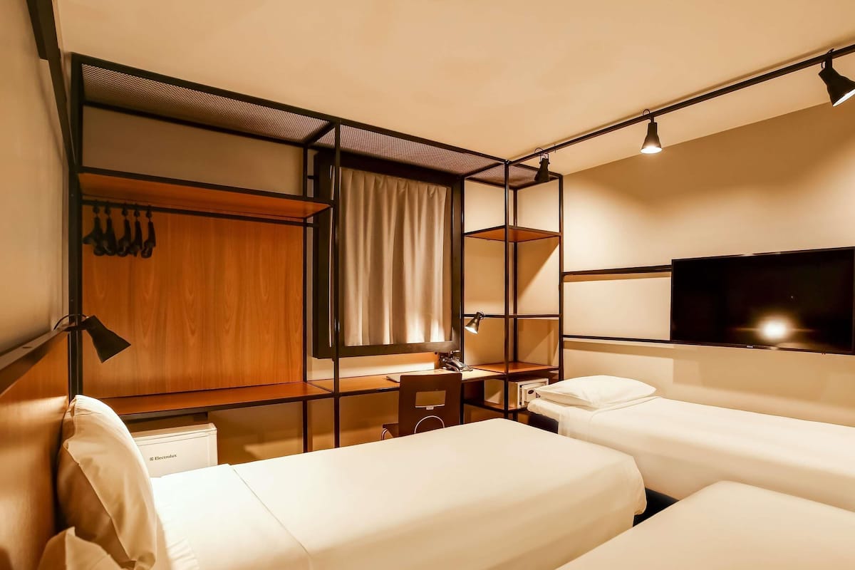 Standard Apartment, 3 Twin Beds | Minibar, in-room safe, desk, soundproofing