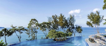 Pullman Phuket Arcadia Naithon Beach