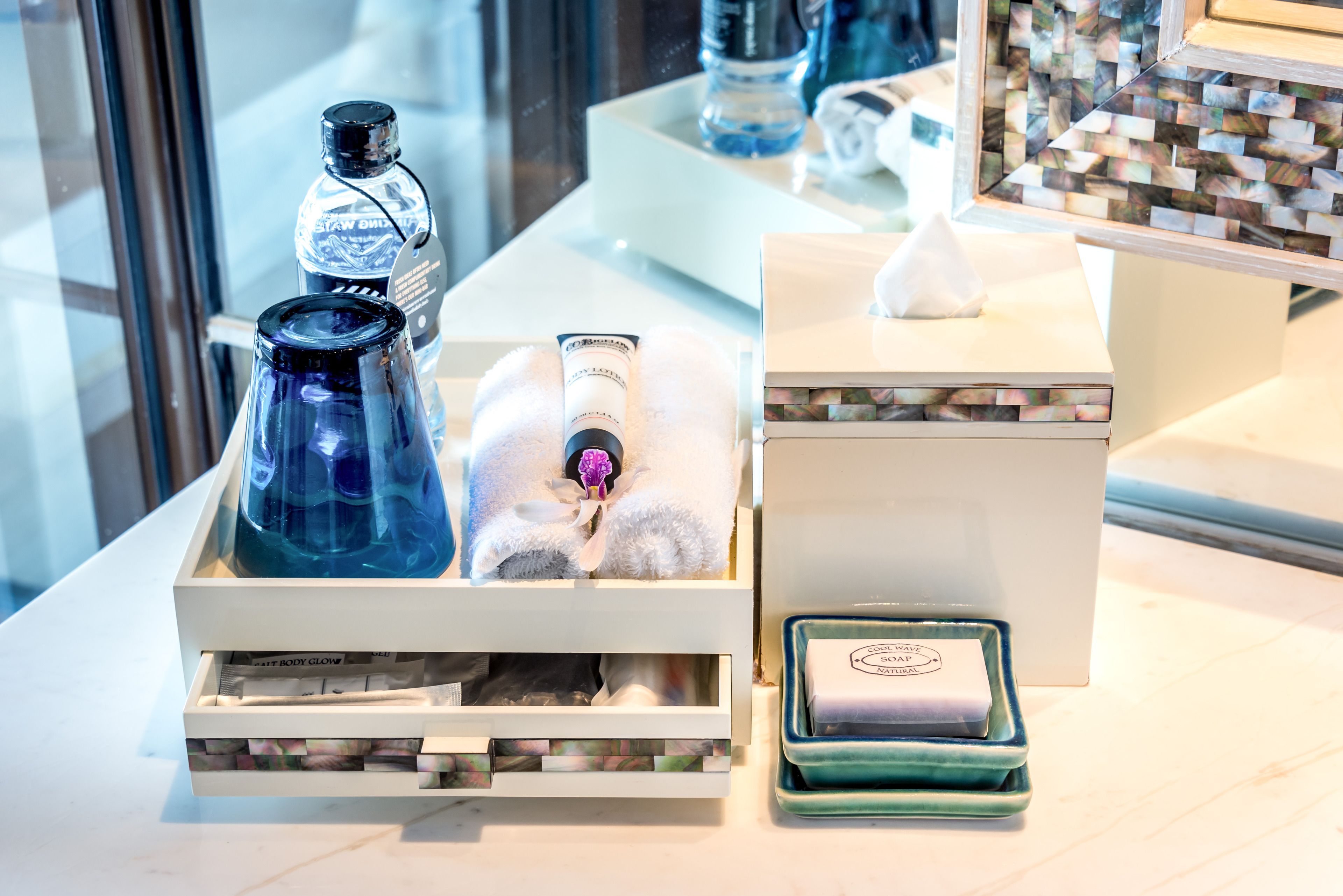 grand room, 1 king bed (ocean) | bathroom amenities | separate bathtub and shower, deep-soaking bathtub, rainfall showerhead