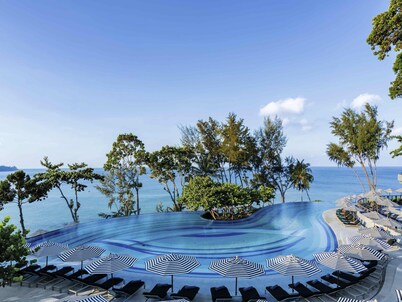 Pullman Phuket Arcadia Naithon Beach